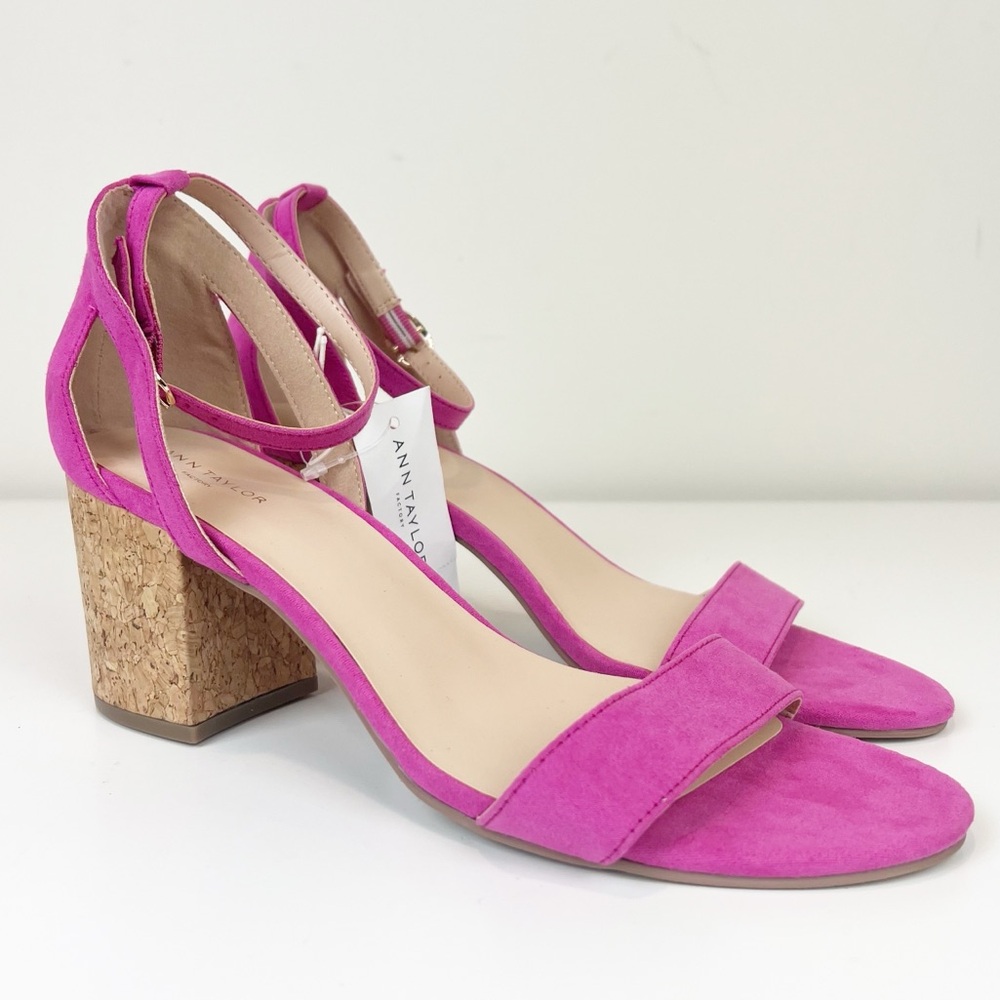 Ann Taylor‎ Pink Suede Ankle Strap Block Heel Peep Toe Sandal Size 9